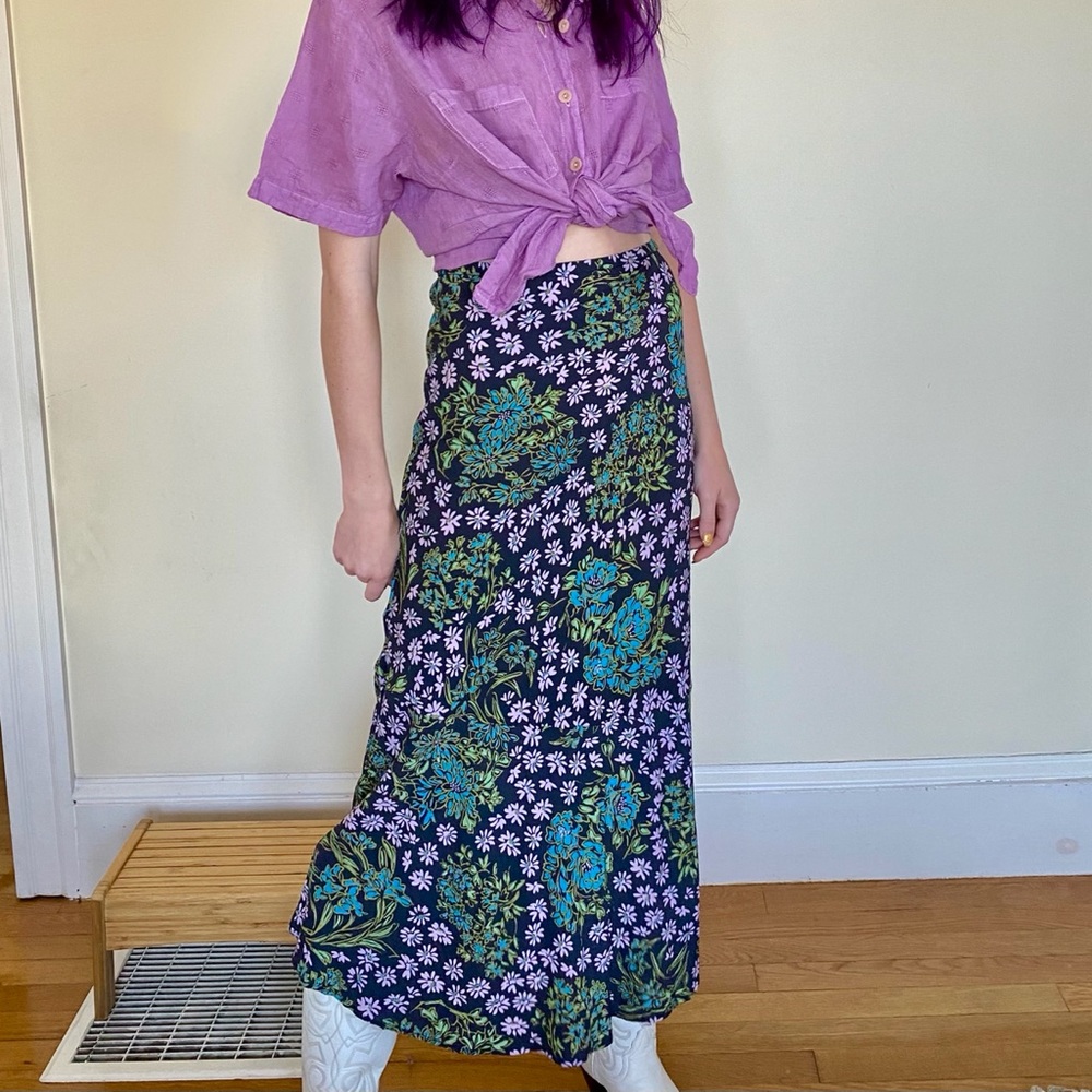 Novella Royale Niko Bias Skirt Midnight Floral XS